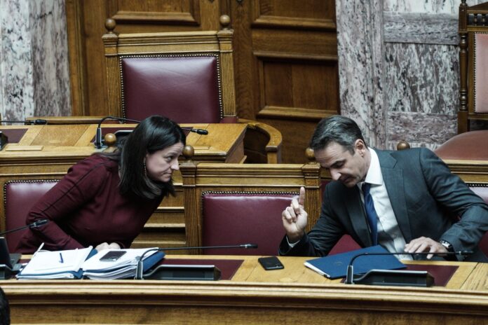 discussion; Kyriakos Mitsotakis; lawmaker; Minister of Education and Religion; Niki Kerameos; Parliament; plenary; plenum; prime minister; speech; Βουλή; Κοινοβούλιο; Κυριάκος Μητσοτάκης; Μαρέβα Μητσοτάκη; Νίκη Κεραμέως; Υπουργός Παιδείας και Θρησκευμάτω; βουλευτής; ολομέλεια; ομιλία; πρωθυπουργός; συνεδρίαση;